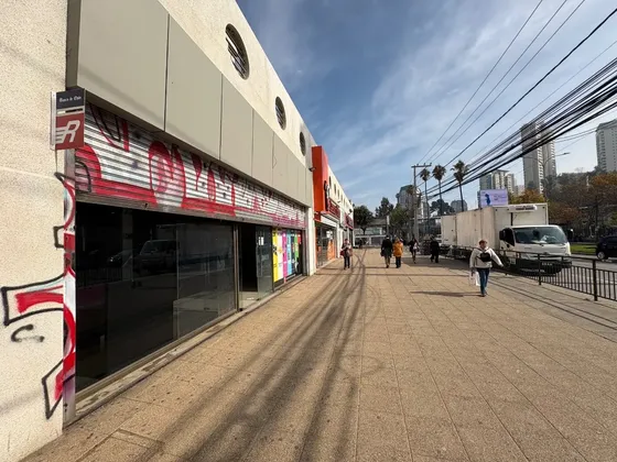 Gran Local 15 Norte (benidorm), Frente Mall Espacio Urbano