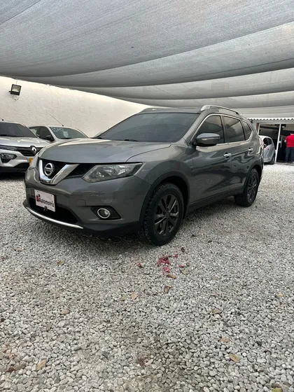 Nissan X Trail I X-tráileres T32