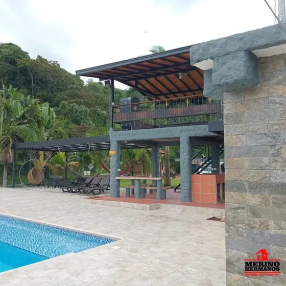 Casa En Venta En Vereda La Piñuela. Cod V5689