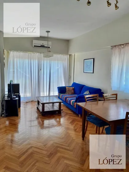 Alquiler Con Muebles - 2 Ambientes. - Florida - Luminoso Con Balcón