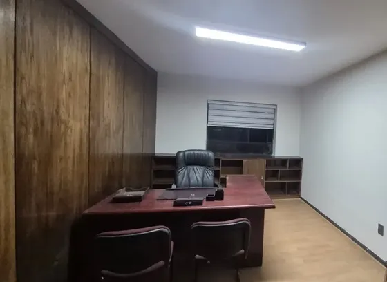 Se Arrienda Oficina Amoblada Con Recepción Y Baño Agustinas