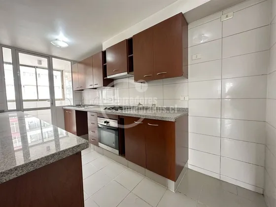 Rebajado! 3 Dorm, 2 Baños, Estac Y Bodega, Metro San Miguel
