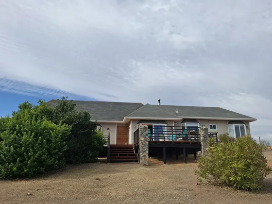 Hermosa Casa Con Vista Al Mar En Piedras Negras De Tunquén.