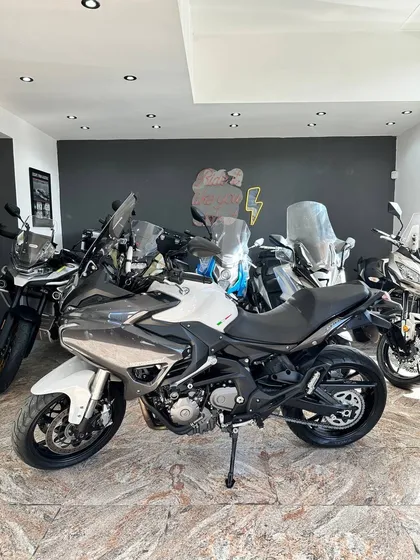 Benelli Tnt 600 Gt, 2021. Moto Usada Seleccionada. No 650 Gt