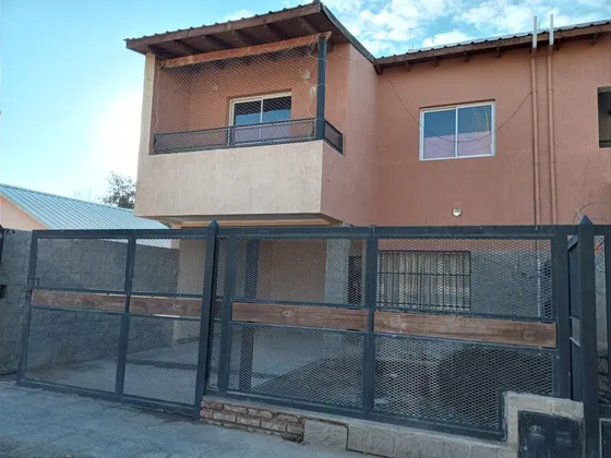 Casa En  Loteo Manso, Plottier.