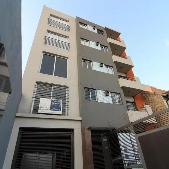 Departamento En Alquiler Castelar Con Cochera Monoambiente Divisible Apto Vivienda Y Profesional