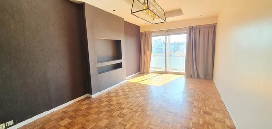 Alquiler Oficina Comercial De 3 Ambientes En Recoleta. Impresionante Vista Abierta!