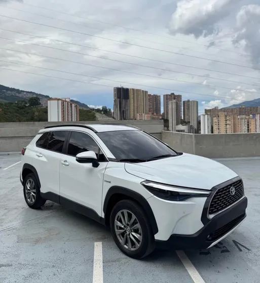 Toyota Corolla Cross 1.8 Xei