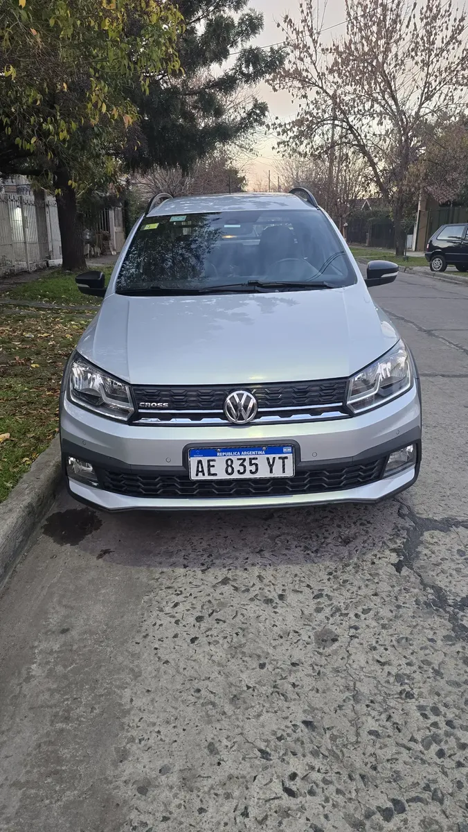 Volkswagen Saveiro 1.6 Cross524354435920046081