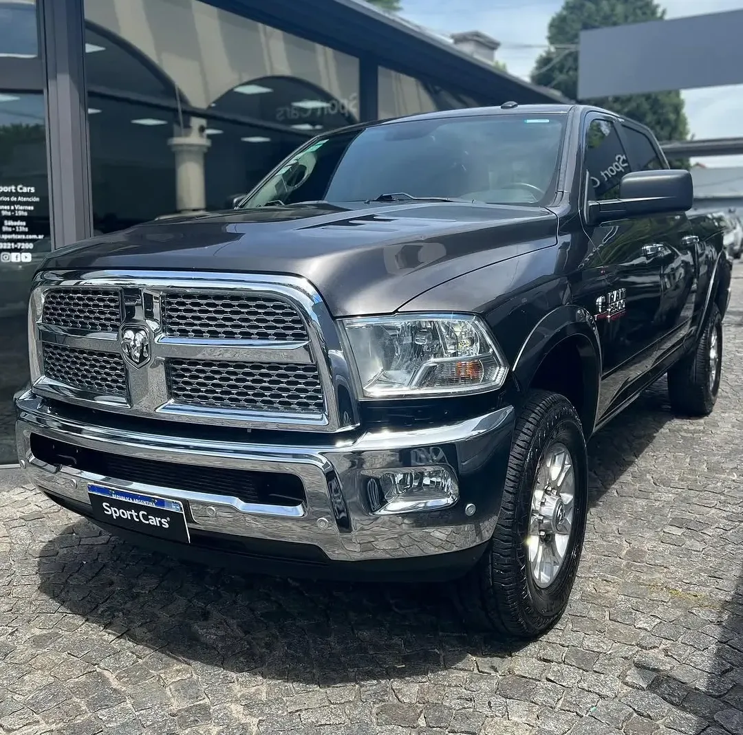 RAM 2500 6.7 Laramie I Atx 350cv 4x4