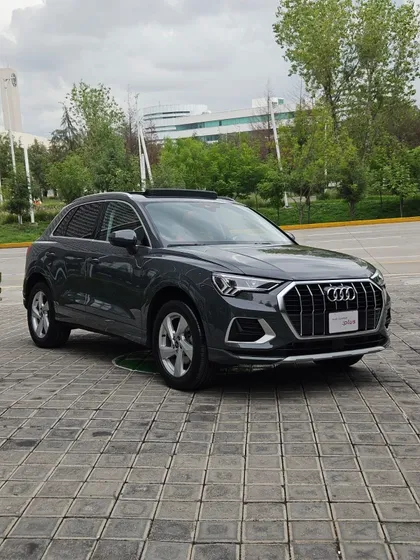 Audi Q3 1.4 35 Tfsi Select 150hp S-tronic