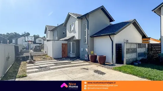 Venta De Hermosa Y Moderna Casa En Exclusivo Condominio La