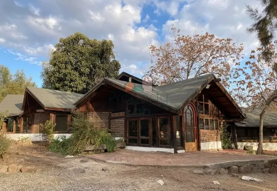 Arriendo Amplia Casa 3 Dorm., Comunidad Ecológica.