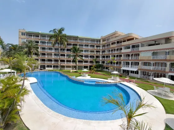 Conjunto Vistalarga, Apartamento (pb) Vanguardista, 108 M2, 03 Habitaciones De Luxe, 02 Baños Premium, Cocina Empotrada Equipada, Amoblado Y Equipado, Terraza Privada, Salida Playa Canales 04 Estac