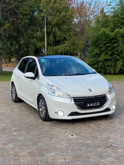 Peugeot 208 1.6 Allure Touchscreen