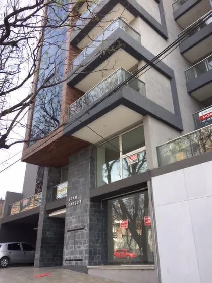 Oportunidad! Depto En Nueva Córdoba - 1 Dormitorio! Edificio Con Cochera!