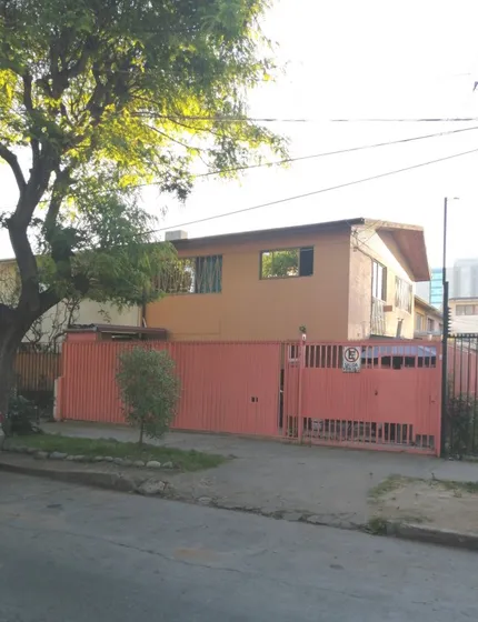 Venta Casa 4d-3b Ideal Inversionista. Muy Central 