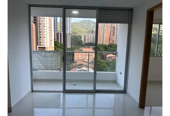 Venta De Apartamento En Sabaneta - La Doctora