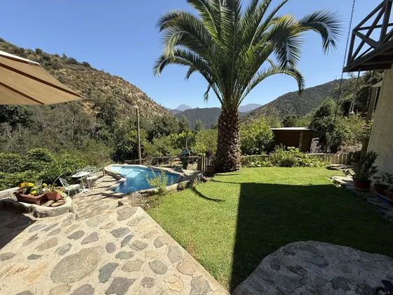 Venta Casa En Amplio Terreno En El Almendral Olmué,