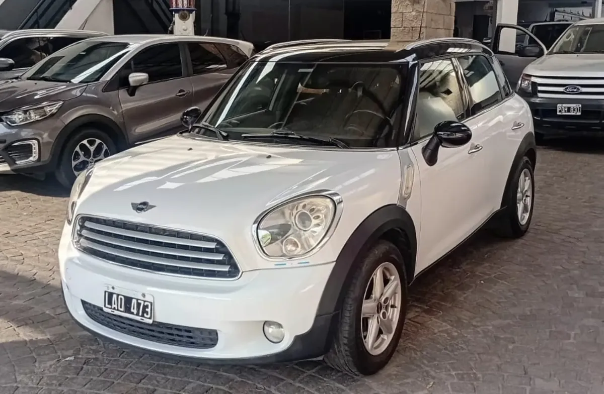 MINI Countryman Pepper