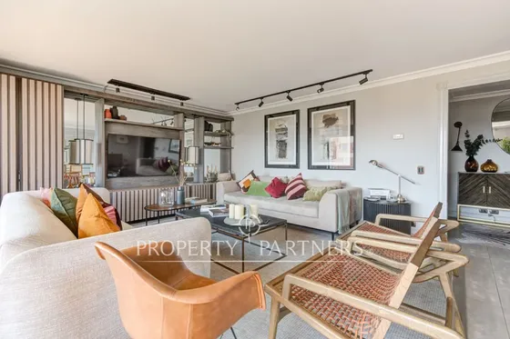 Elegante Y Remodelado Departamento Con Amplios Es...