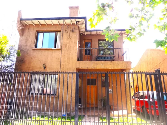 Casa 3d, 2b Con Depto Interior 3d 2b En 500 Mts, Piscina