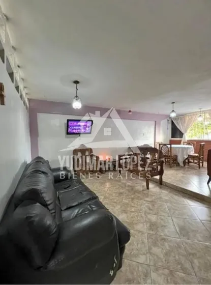 Ofrecemos En Venta Hermoso Apartamento Ubicado En Caña De Azúcar, Maracay, Edo. Aragua.