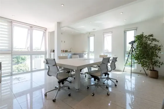 Oficinas En Arriendo En Chicureo