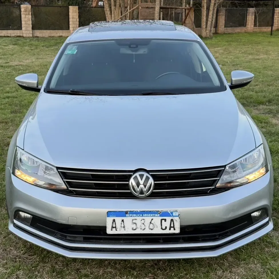 Volkswagen Vento 2.5 Advance Plus 170 hp Tiptronic