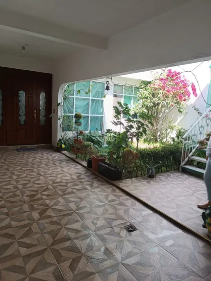Casa Muy Amplia Con Departamento Y Bodega Col. Tepalcates