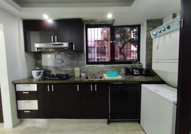 Se Vende Apartamento Urb. Prado De María Calle Real