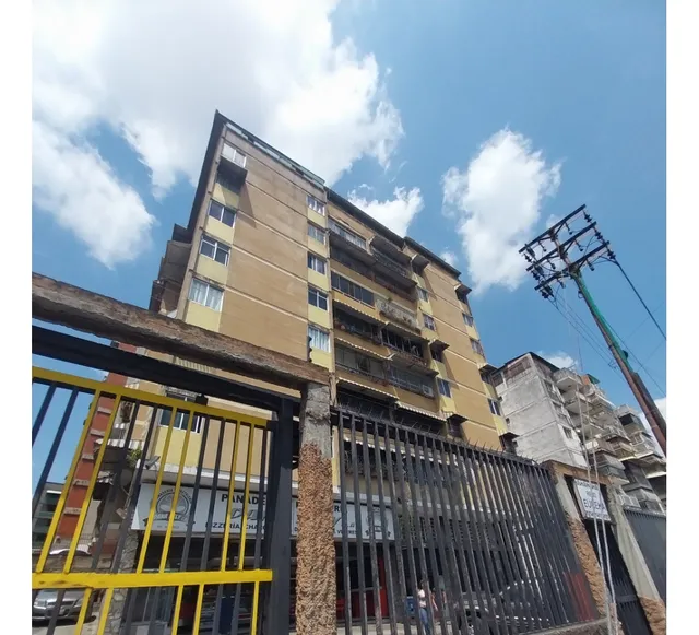 Apartamento En Venta En El Llanito De 92 M2 Remodelado Y Actualizado, Ref. $41.000