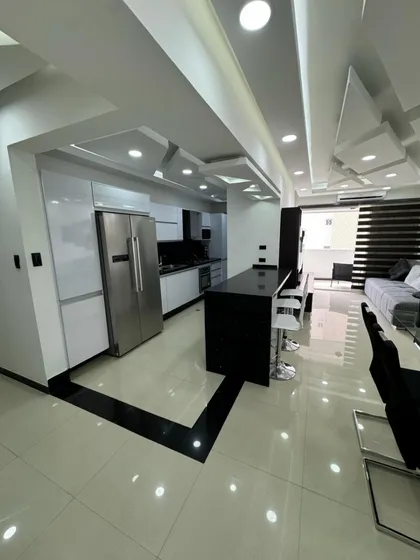 Apartamento Amoblado En El Parral En Venta Residencias Chelsea Court Lh