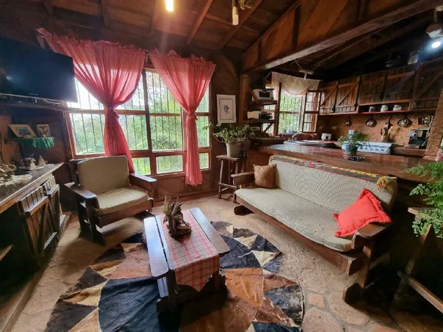 Linda Casa De Madera Tipo Cabaña En Venta En Colinas De Carrizal Urbanizacion Pan De Azucar Miranda 