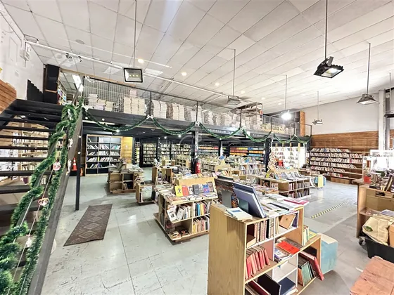 Gran Local Comercial En Arriendo, Recoleta
