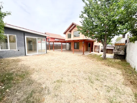 4 Dorm + Cabaña Para Gimnasio/home Office + Bodega
