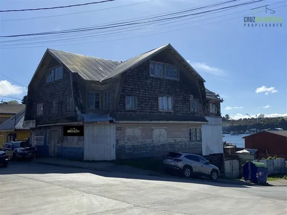Casa Esquina Con Vista Al Mar, A Pasos De Av. Los Héroes