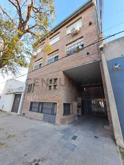 Alquilo Departamento 1 Dormitorio Con Posibilidad De 2 Dormitorios Y Cochera