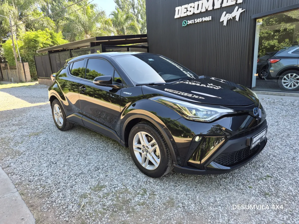Toyota 1.8 C-HR Hybrid. Single Owner