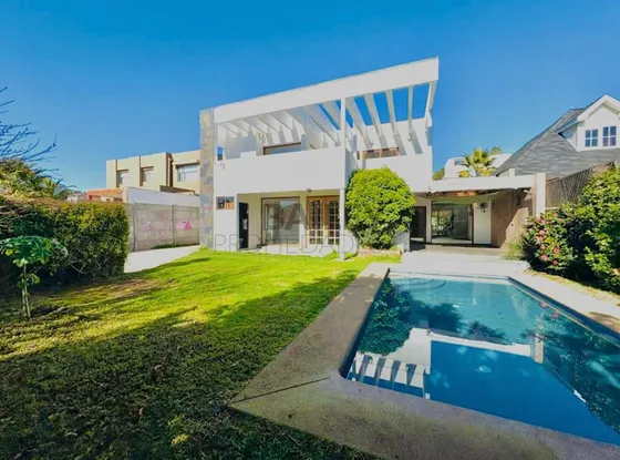 Gran Casa En Arriendo En Loma De Montemar