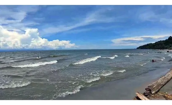 Lote Con 3 Cabañas Cerca Al Mar En Necoclí, Sector San Sebastián