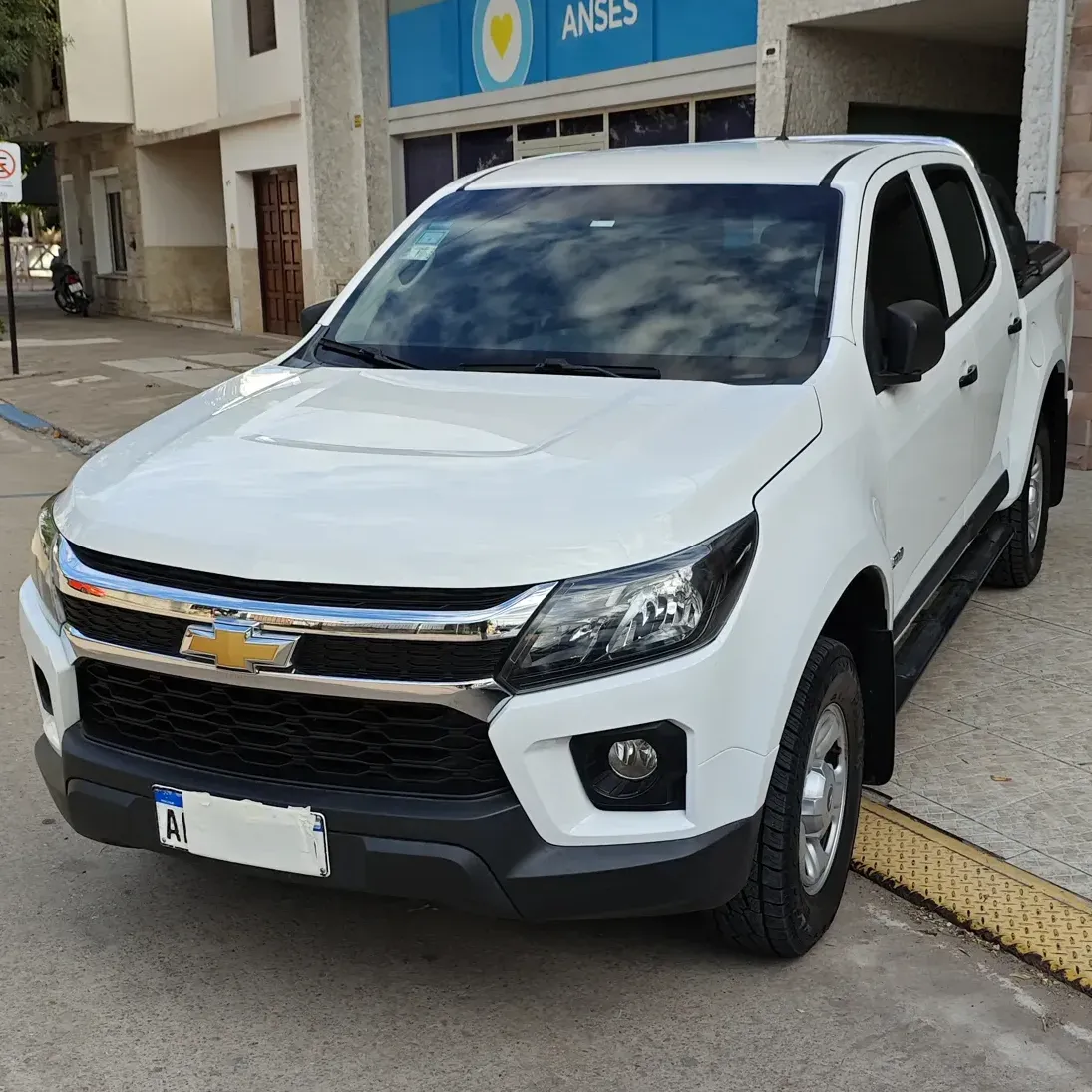 Chevrolet S10 2.8 LS CD TDCi 200 hp