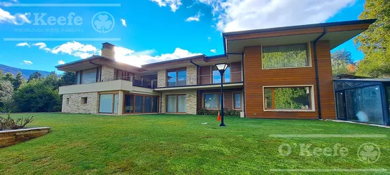 Casa En  Venta 7 Ambientes En Arelauquen  Lote R8 