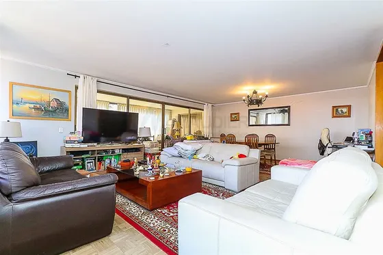 Departamento En Venta De 4 Dorm. En Providencia