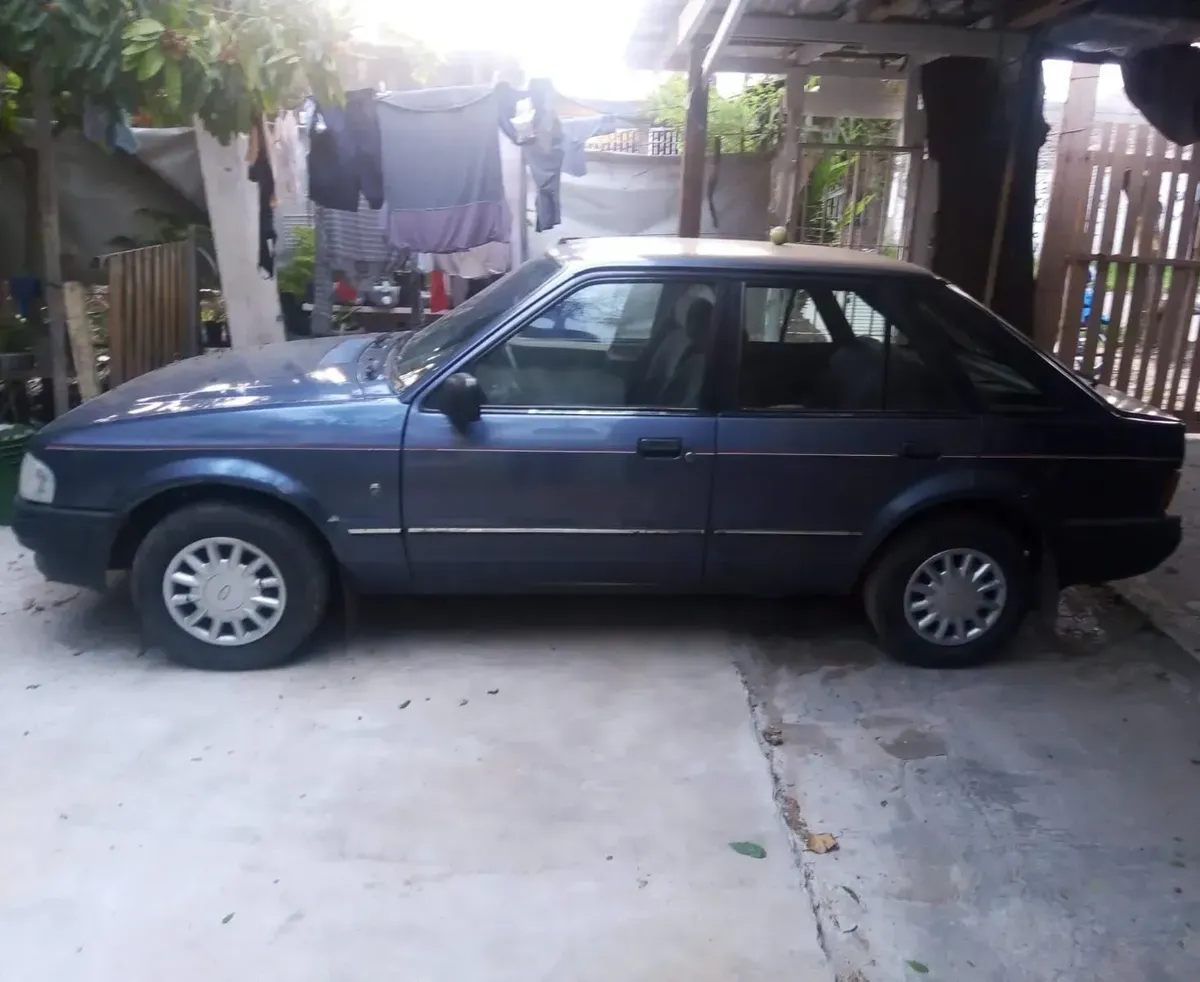Ford Escort 1.6 Ghia Sx