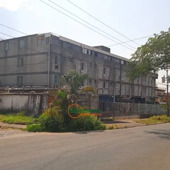 Inmobipiña Vende Edificio En El Roble, San Felix, Estado Bolivar Lp