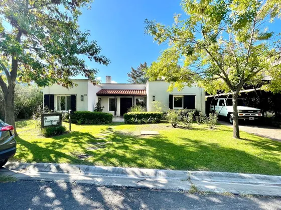 Santa Barbara Casa Venta En 1 Planta, Muy Practica, 5 Ambientes, Pileta