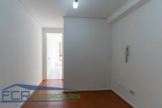 Oficina Con Privado Y Recepción A Pasos De Metro Ñuñoa