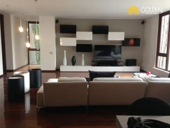 Departamento Venta De 2 Dorm. En Vitacura Vista Privilegiada