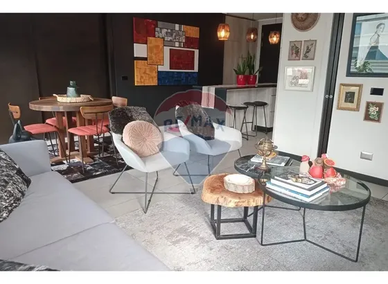Moderno Departamento En Las Condes 2 D.